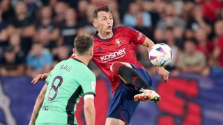 Osasuna coach Arrasate angered by ref after Barcelona Super Cup defeat