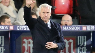 Pardew manages to keep ADO Den Haag up